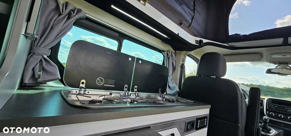 Renault Trafic - 15