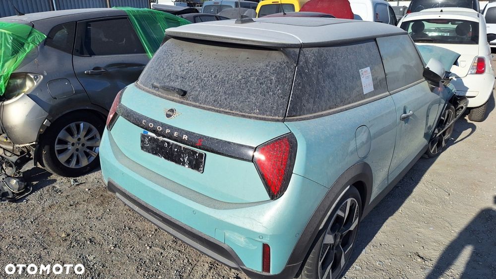 MINI Cooper S Favoured Trim - 1