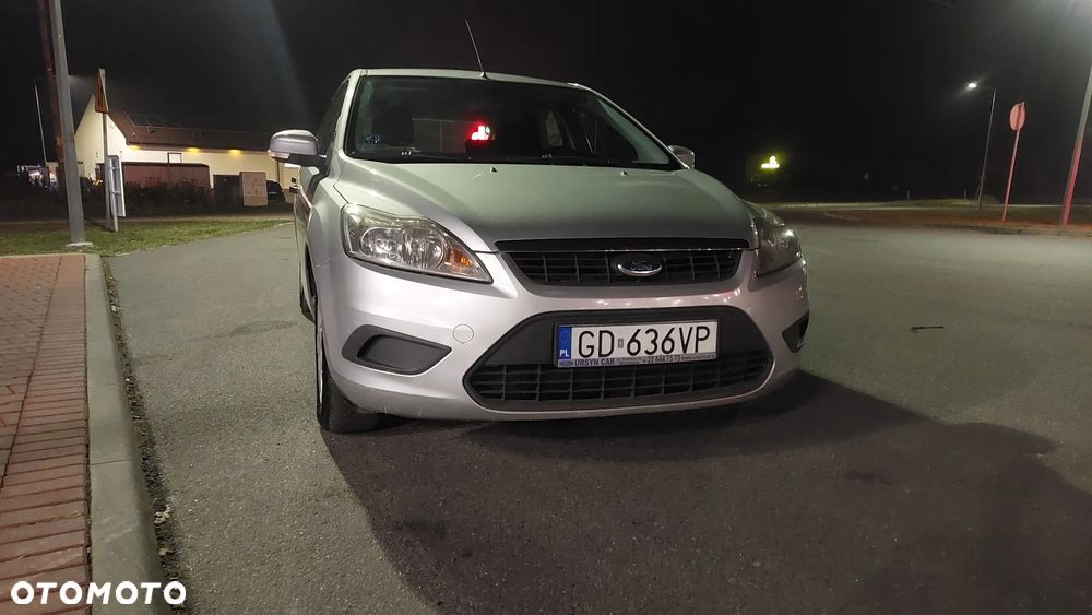 Ford Focus 1.6 Trend + - 13