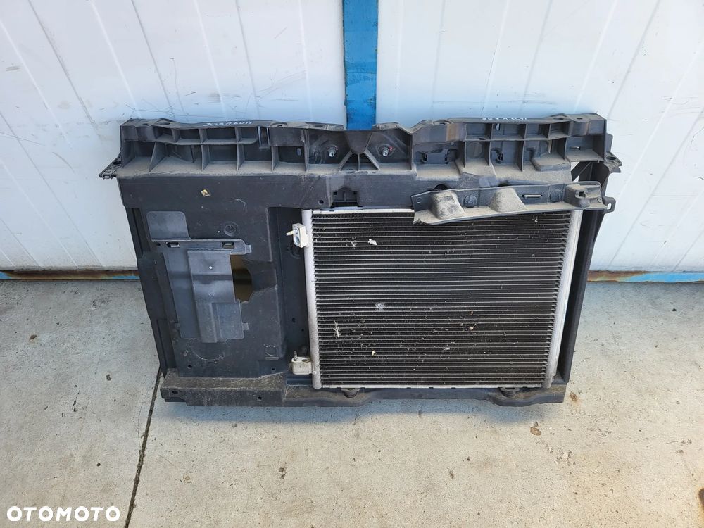 Pas przedni kompletny Peugeot 208 1.6 VTI - 1