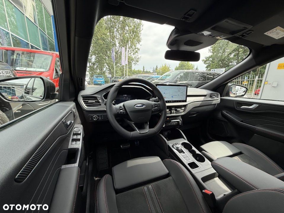 Ford Kuga - 11