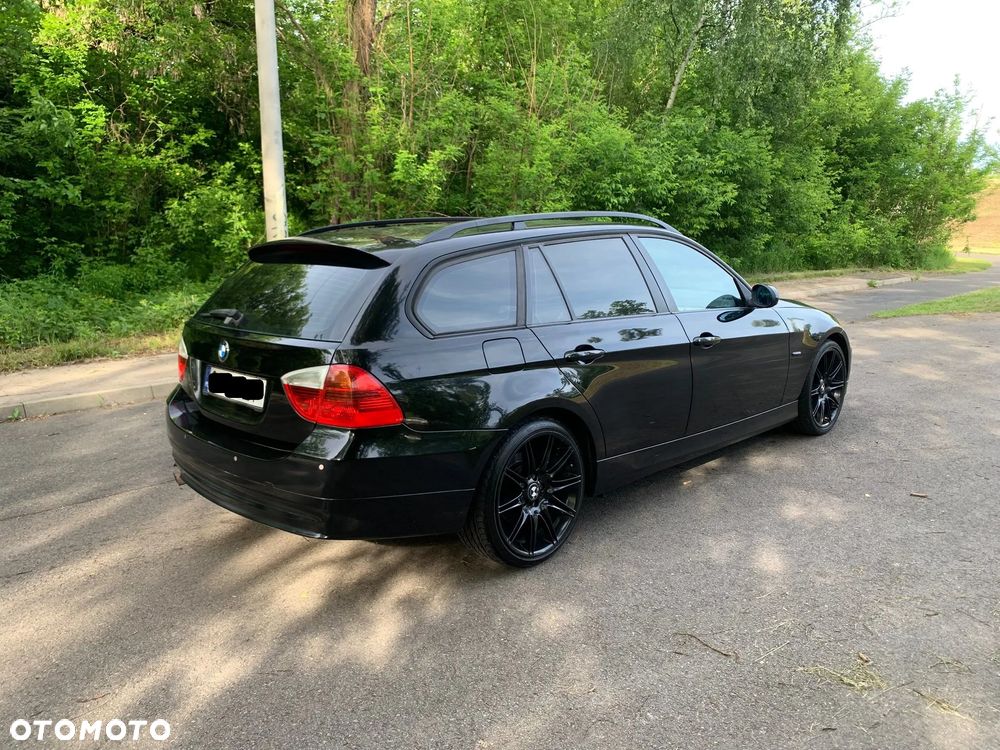 BMW Seria 3 318i - 6