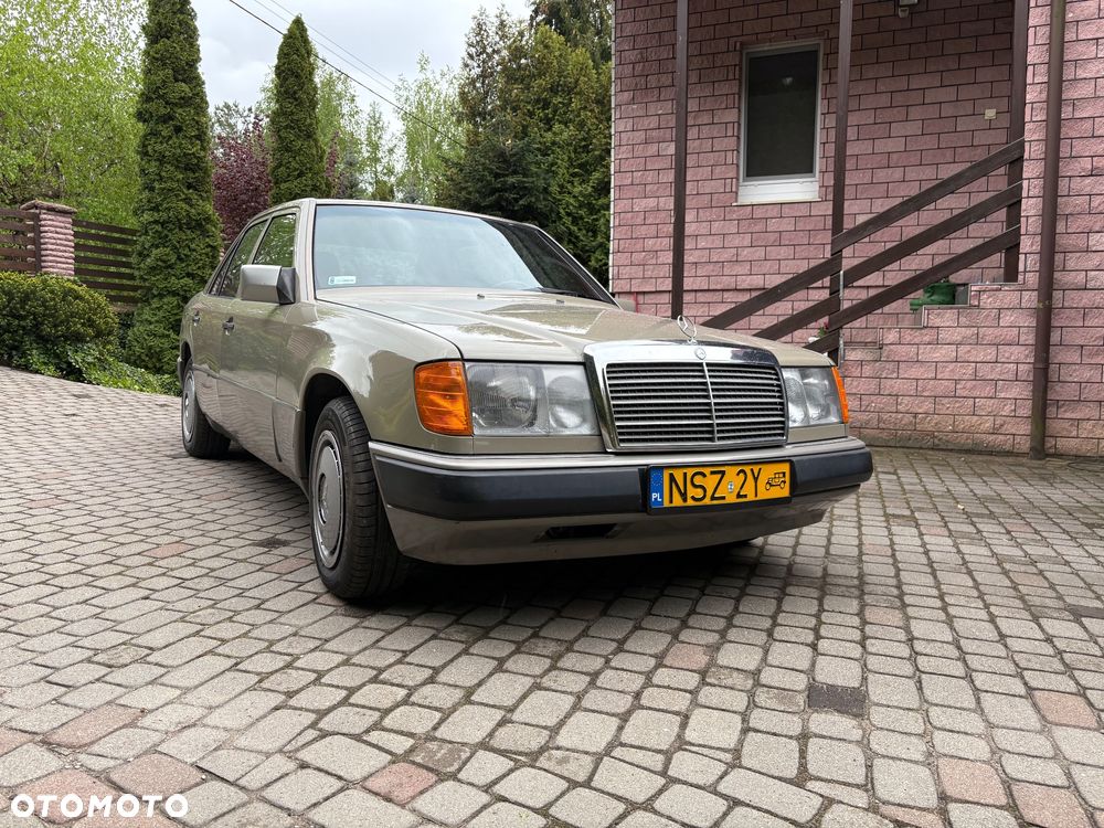 Mercedes-Benz W124 (1984-1993) - 1