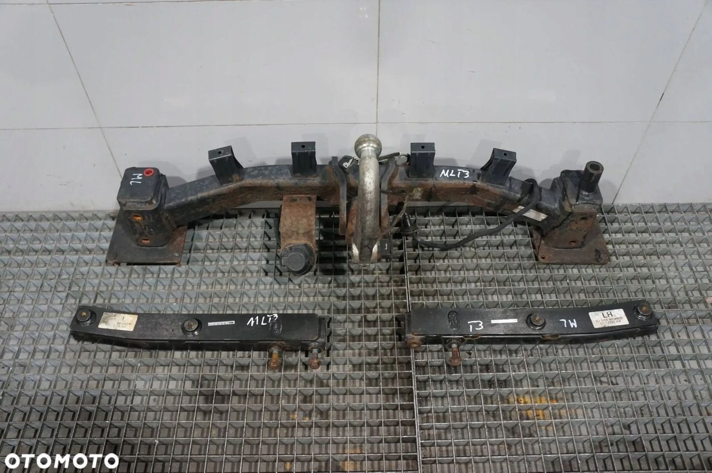 HAK HOLOWNICZY ODPINANY KULA ORIS MERCEDES ML W164 GL X164 A1643100118 - 1