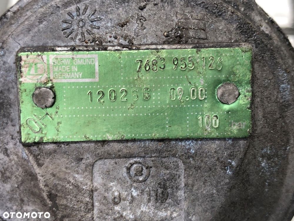 POMPA WSPOMAGANIA - 83.00 PLN - IVECO DAILY III Autobus 1999 - 2006 40 C 11, 50 C 11 78 kW [106 KM] - 5