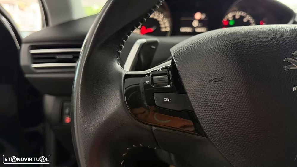 Peugeot 308 1.5 BlueHDi Style EAT8 - 15
