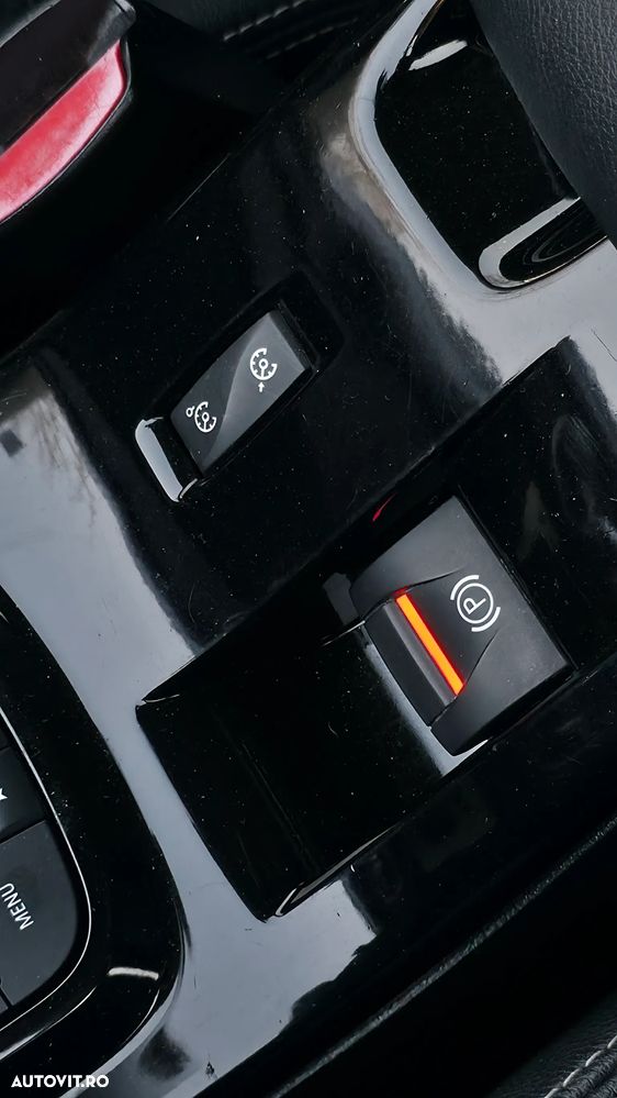 Renault Megane ENERGY dCi 110 Start & Stop Bose Edition - 27