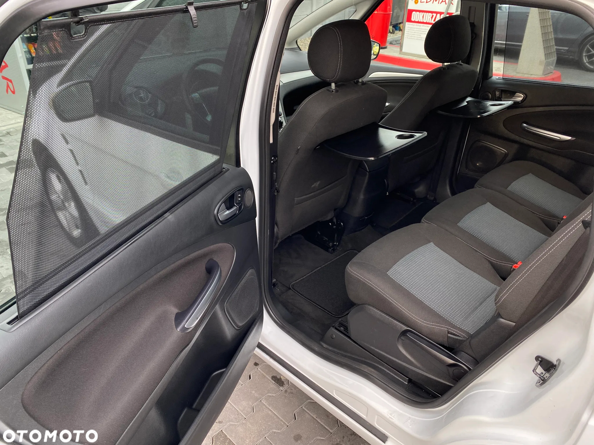 Ford S-Max - 26