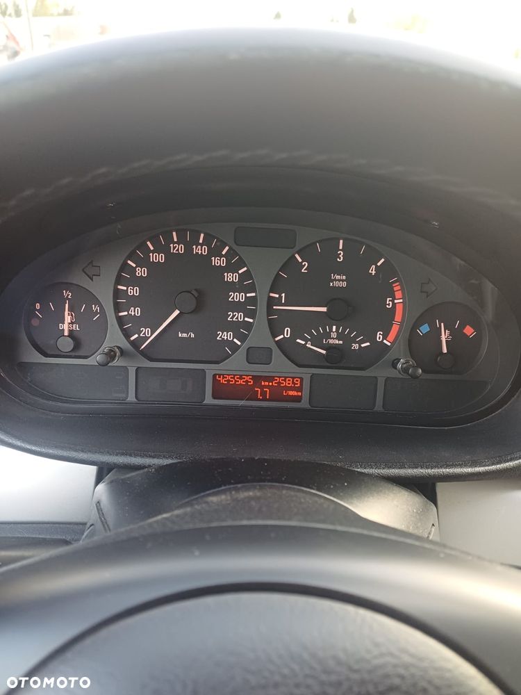 BMW Seria 3 - 10