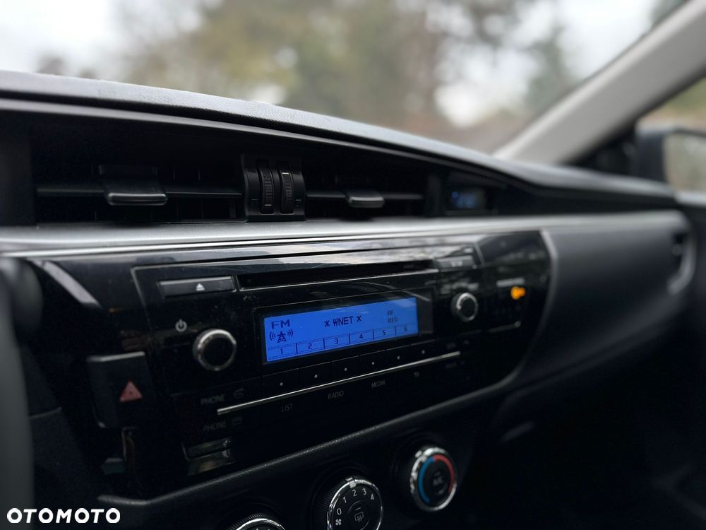 Toyota Corolla 1.6 Active EU6 - 14