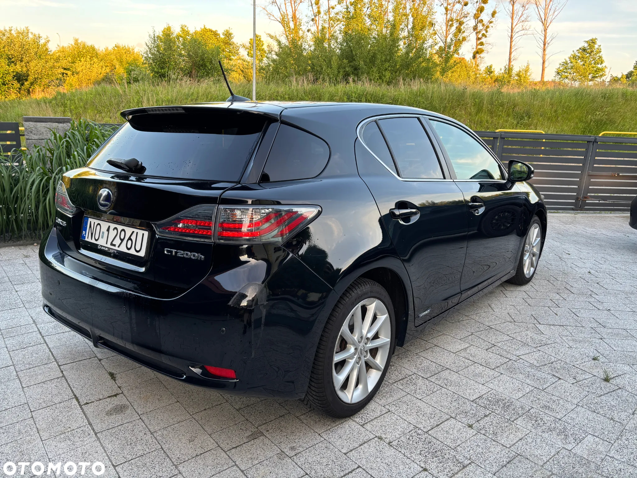 Lexus CT 200h Prestige - 4