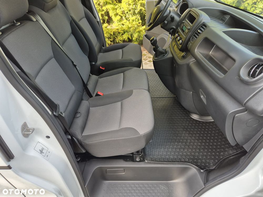 Renault Trafic - 21