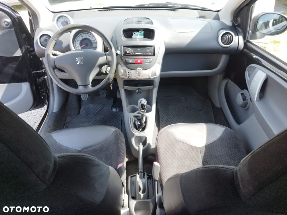 Peugeot 107 - 22