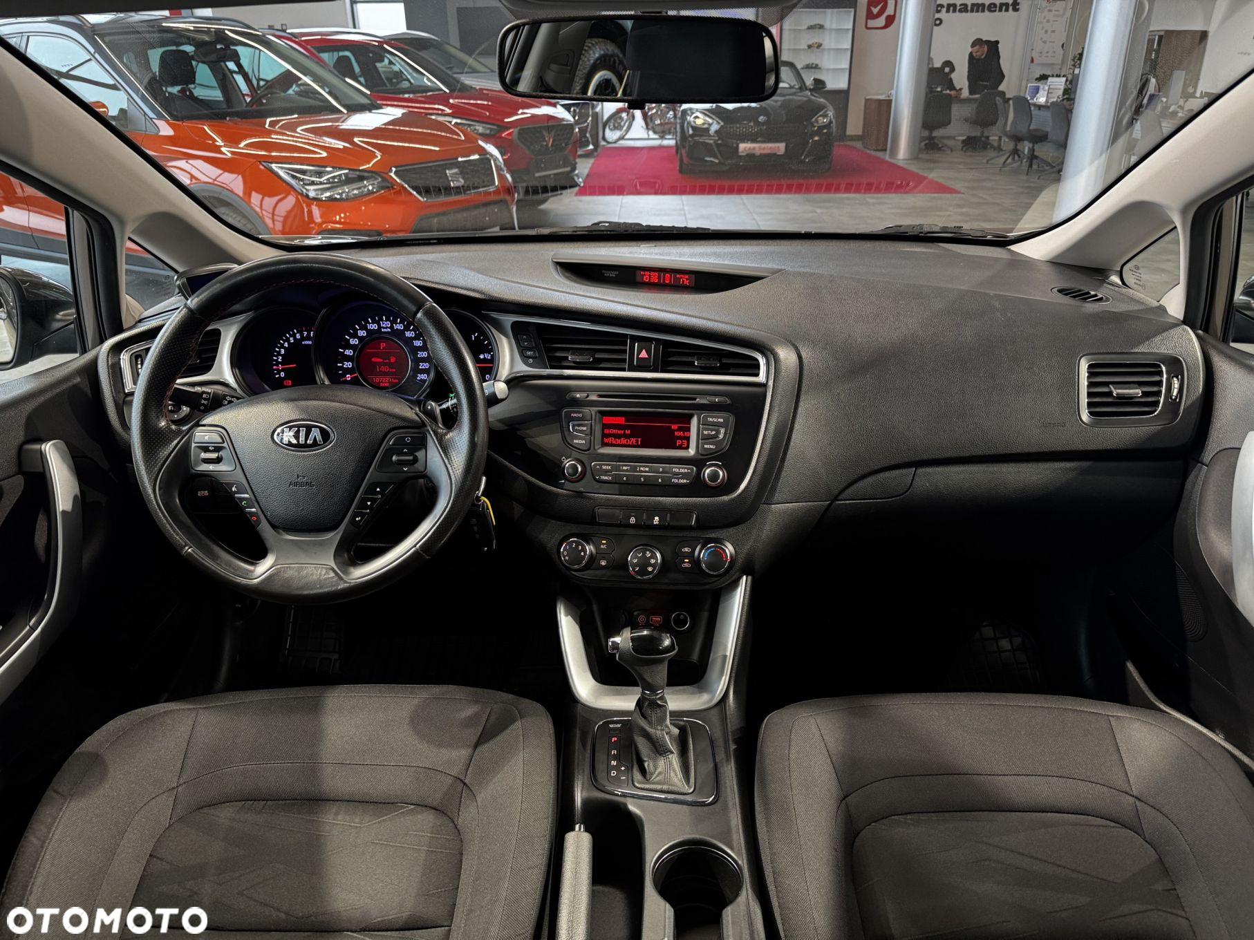Kia Ceed - 16