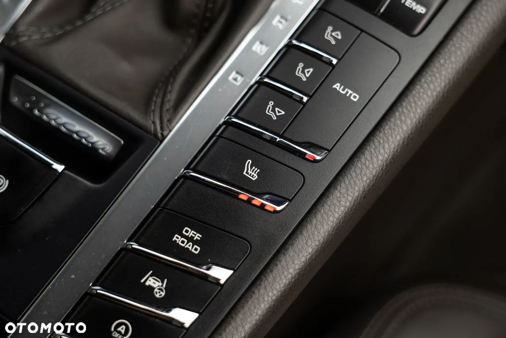 Porsche Macan Standard - 27