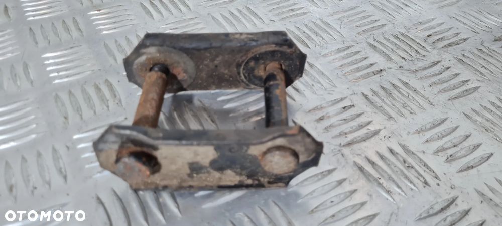 Suzuki Samurai Jarzmo Podstawa Resora - 5