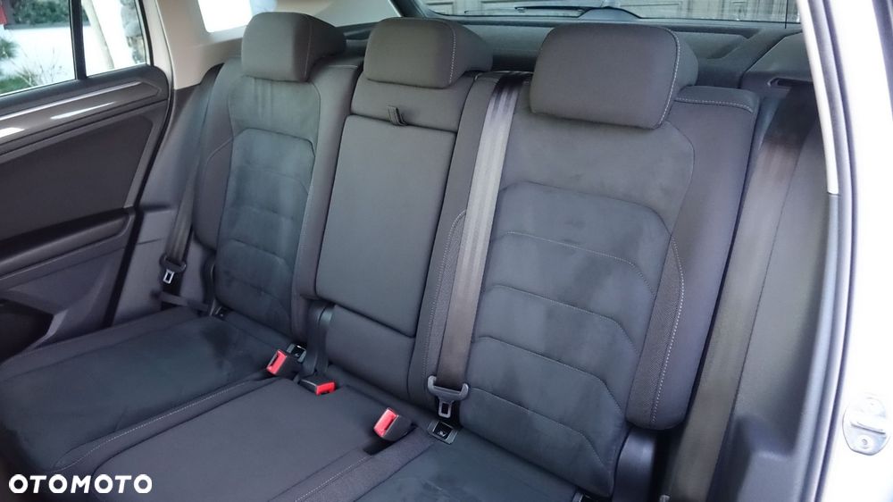 Volkswagen Tiguan - 24