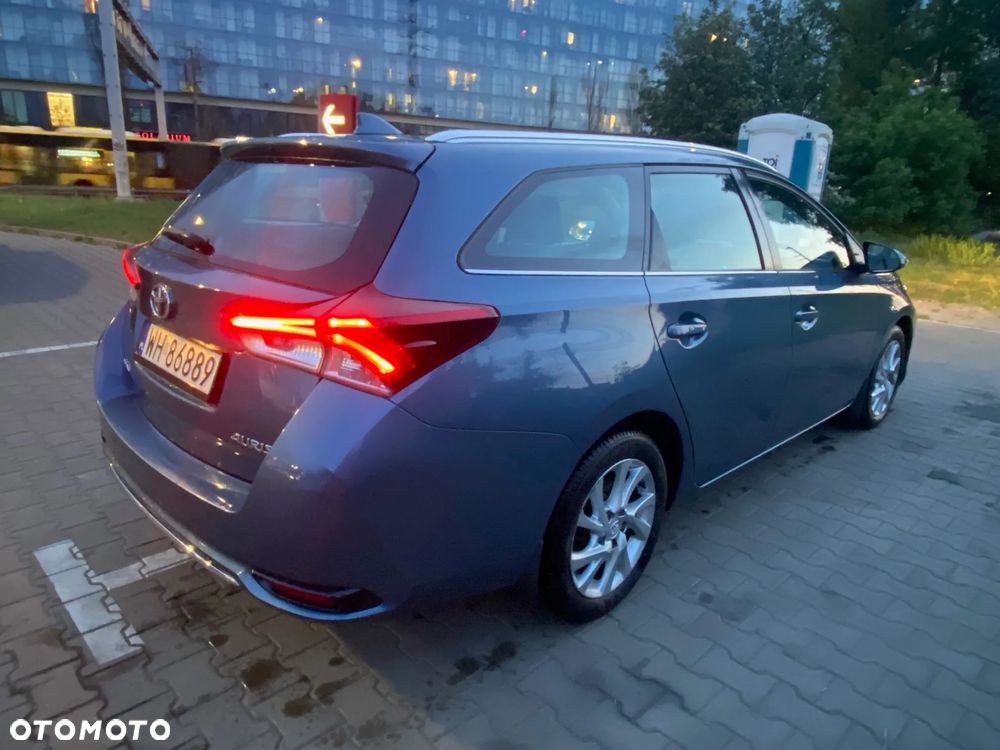 Toyota Auris 1.6 D-4D Comfort - 22