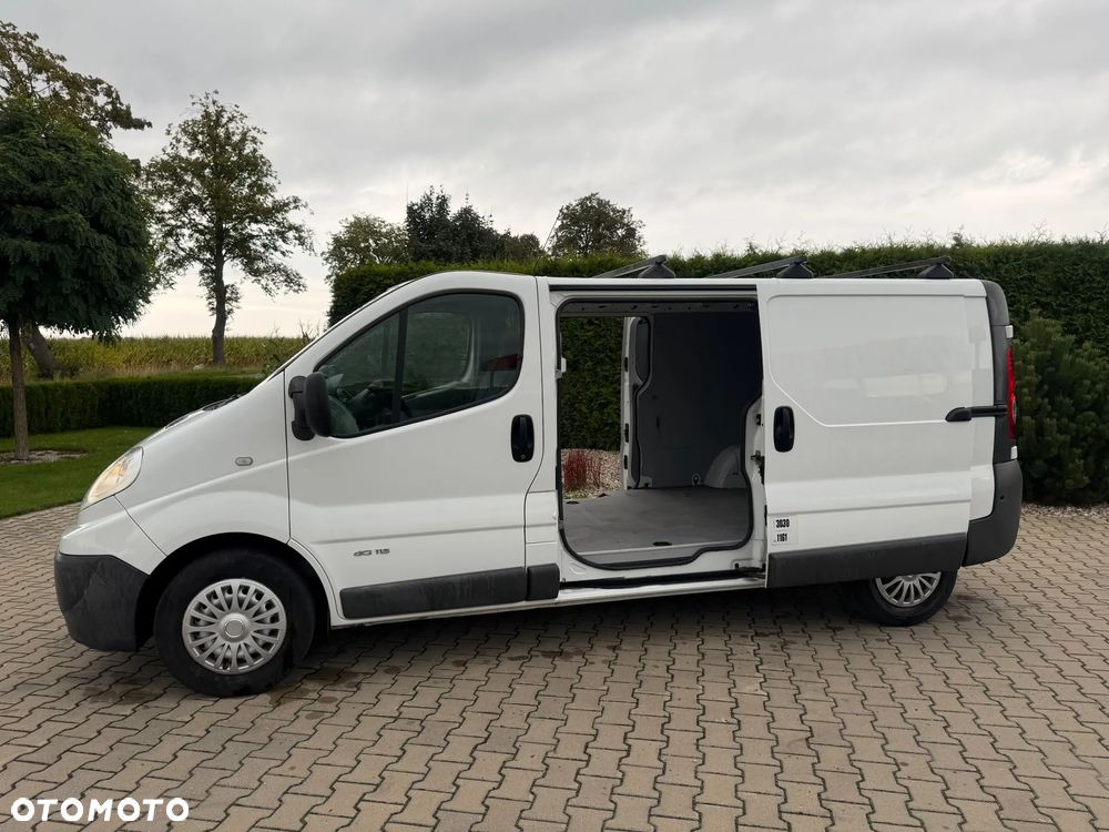 Renault Trafic - 23