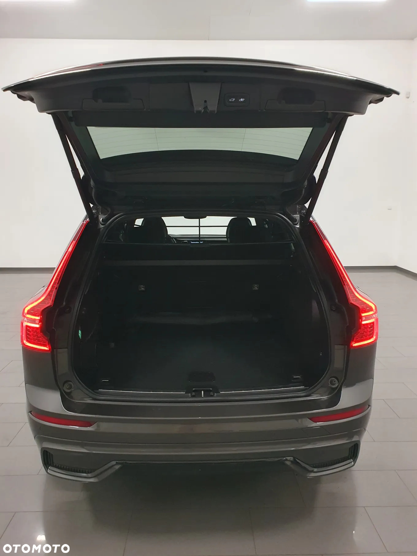 Volvo XC 60 B5 D AWD Geartronic RDesign - 39