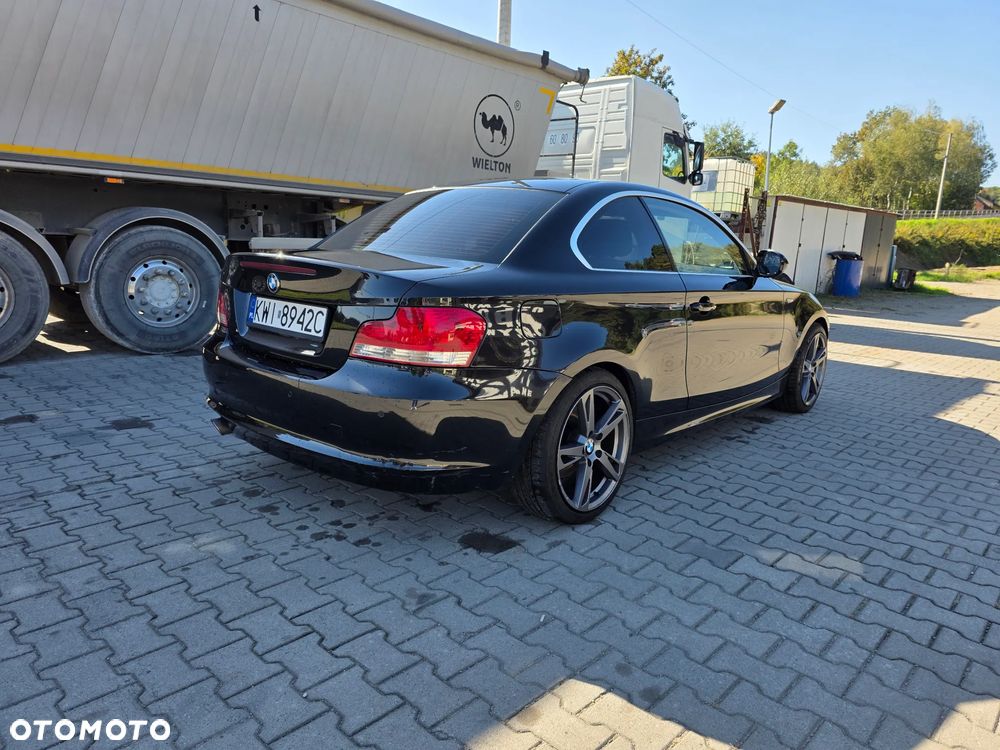 BMW Seria 1 2010 photo 3