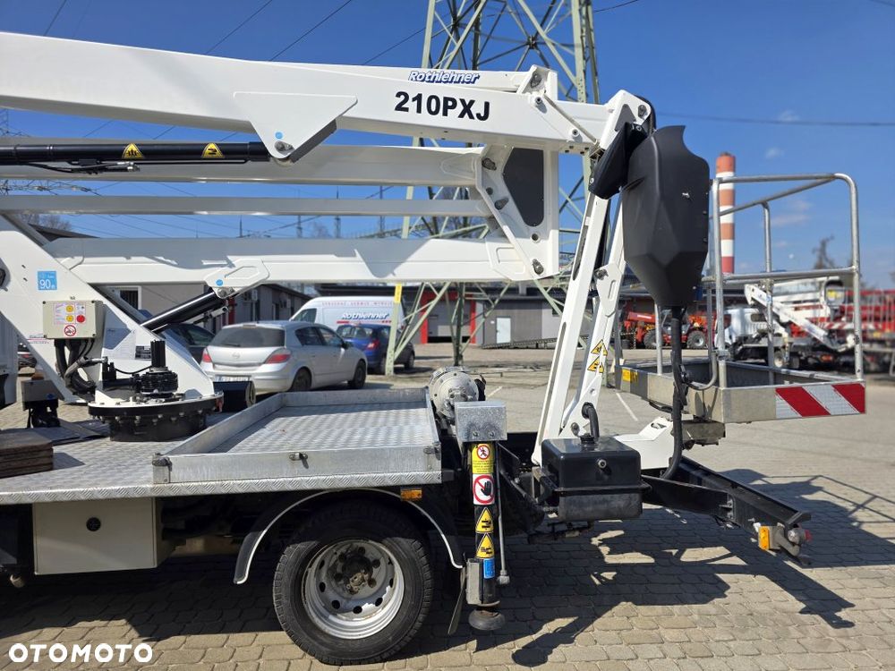 Nissan Cabstar - 8