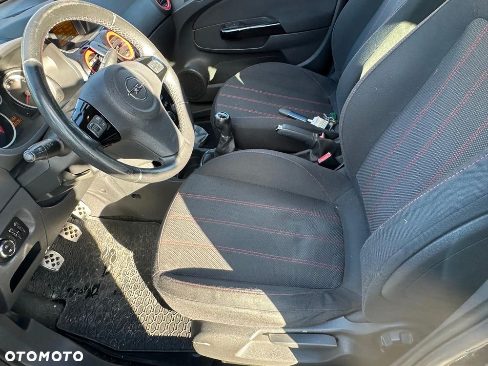 Opel Corsa - 8