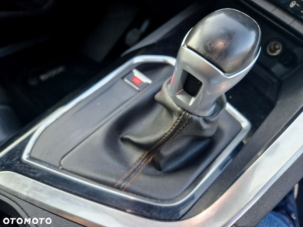 Peugeot 3008 1.2 PureTech Access S&S - 30