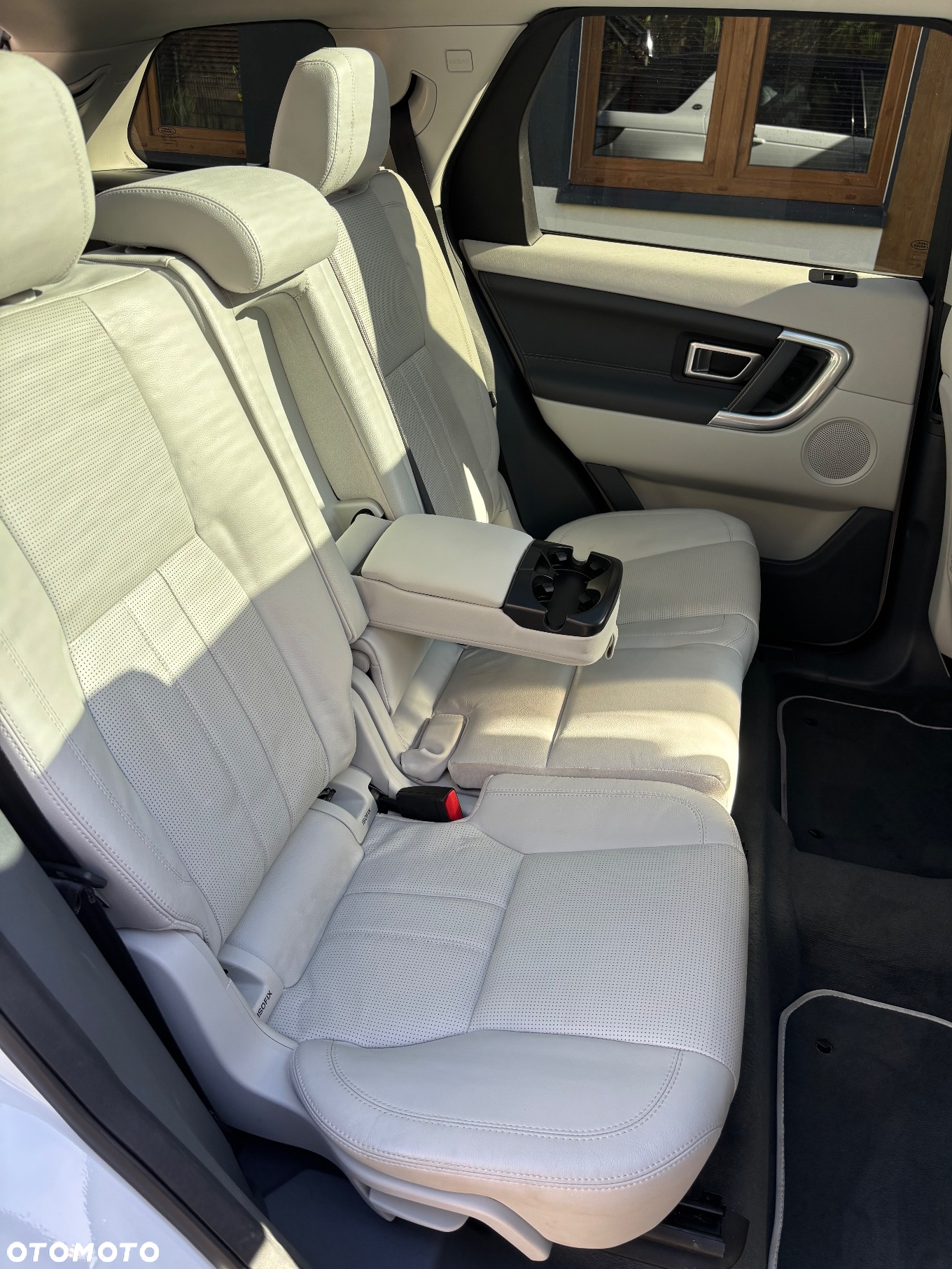 Land Rover Discovery Sport 2.0 Si4 HSE - 8