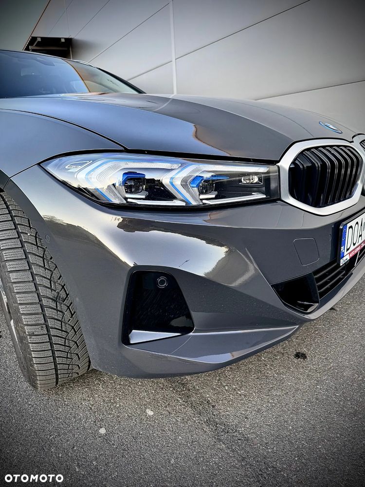 BMW Seria 3 320e xDrive Advantage - 16