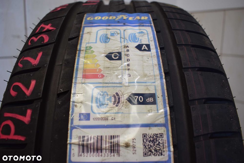 R18 225/40 92Y Goodyear Eagle F1 asymmetric 2 - 1