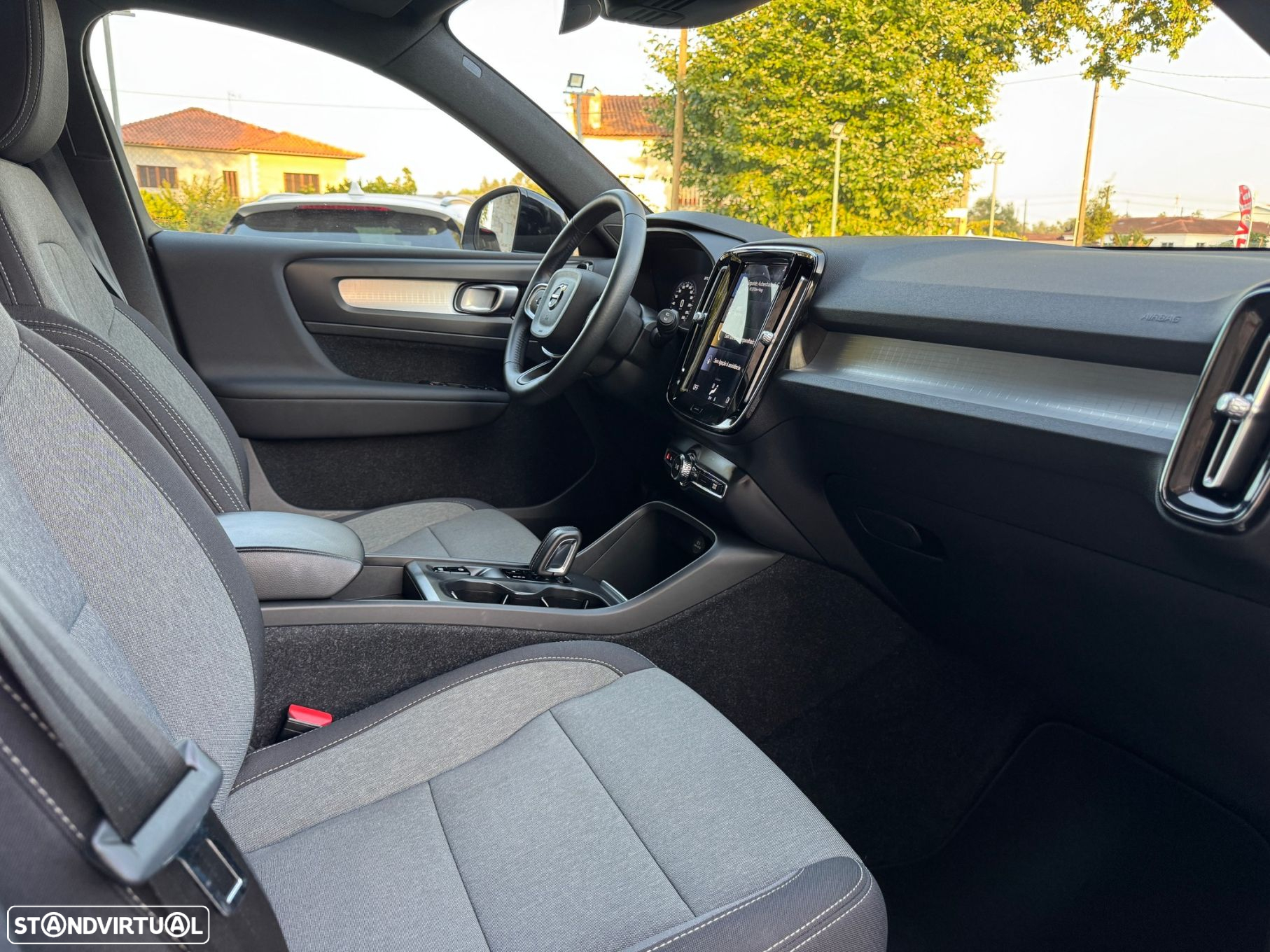 Volvo XC 40 1.5 T4 PHEV Inscription Expression - 14