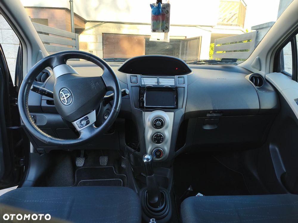 Toyota Yaris 1.4 D-4D Sol - 5