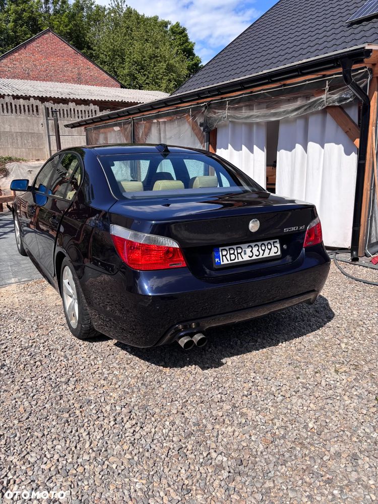 BMW Seria 5 - 12