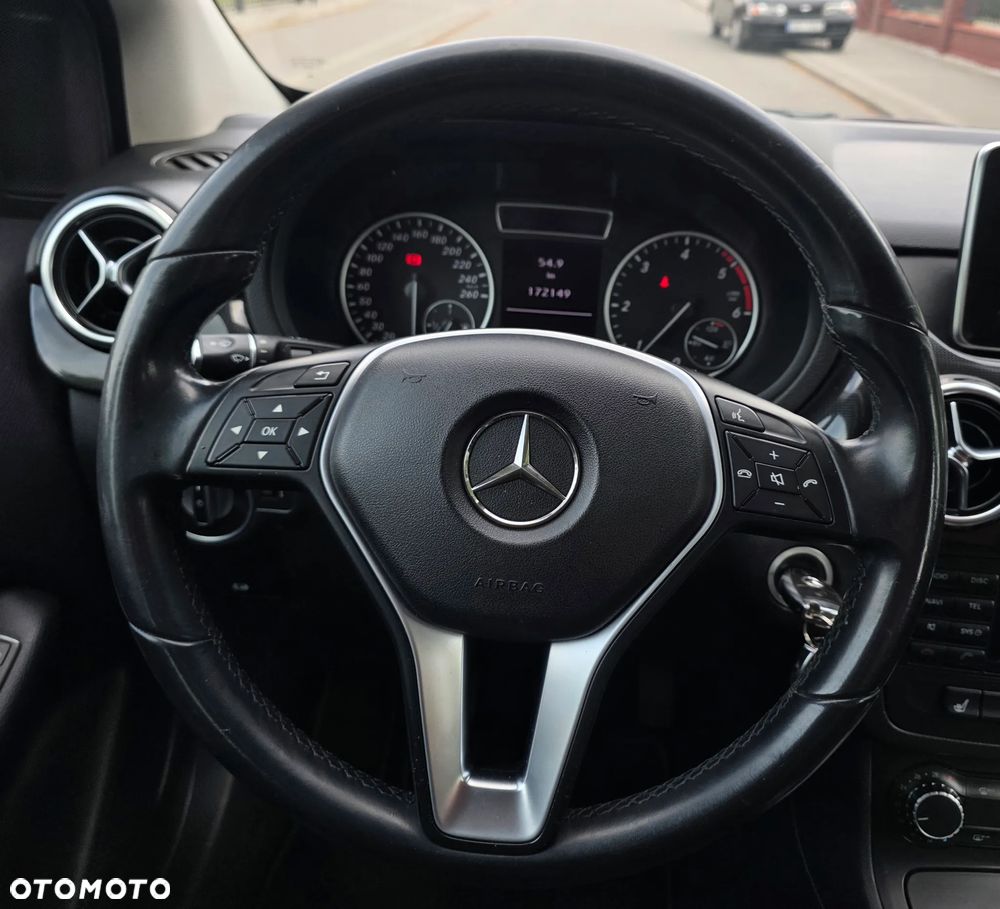 Mercedes-Benz Klasa B 180 CDI BlueEFFICIENCY Edition Style - 26