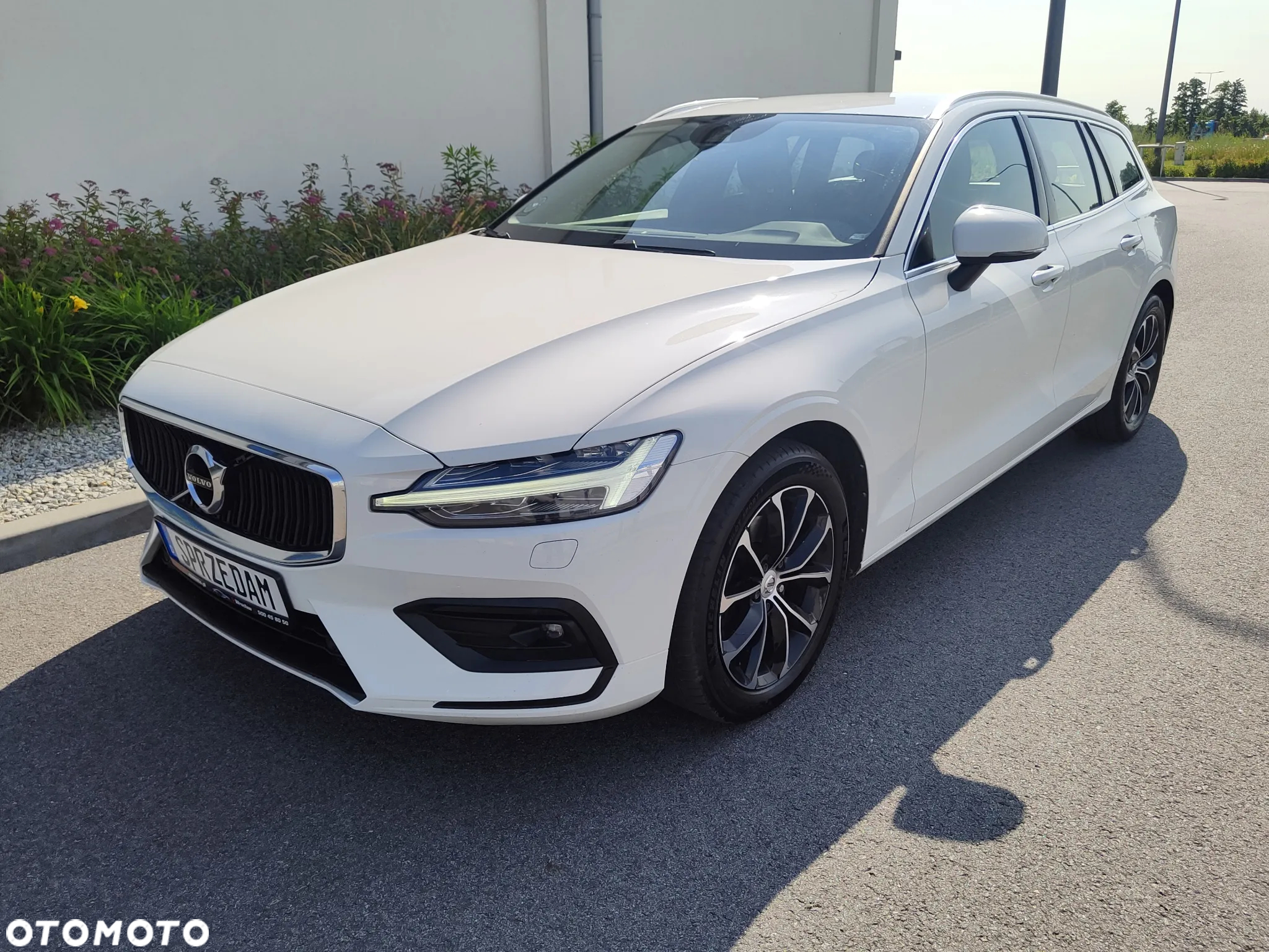 Volvo V60 D4 Geartronic Momentum Pro - 8