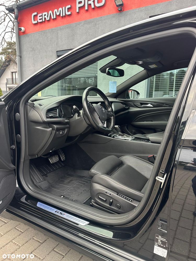 Opel Insignia 2.0 CDTI 4x4 GSi S&S - 20