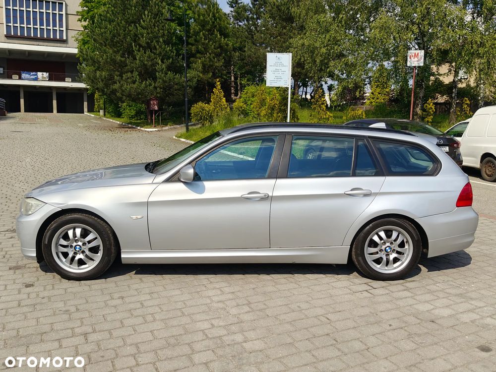 BMW Seria 3 316d Edition Luxury Line Purity - 32