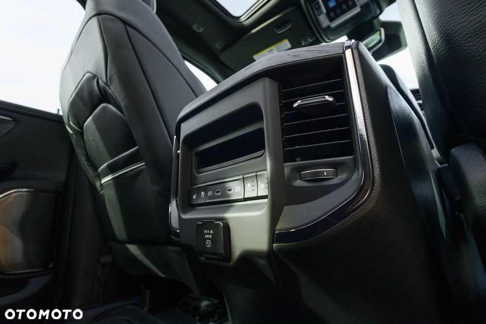 RAM 1500 5.7 Crew Cab Limited - 35