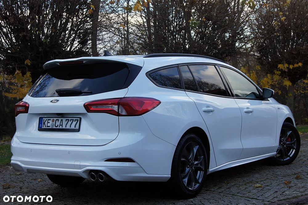 Ford Focus Turnier 1.5 EcoBlue Start-Stopp-System ST-LINE DESIGN - 2