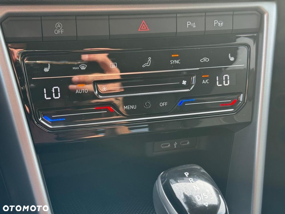 Volkswagen T-Roc 1.5 TSI Life Plus DSG - 14