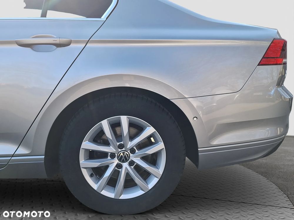 Volkswagen Passat 1.5 TSI EVO Business DSG - 24