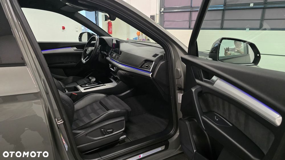 Audi Q5 TDI quattro 150 kW S tronic edition one magnesiumgrau - 8