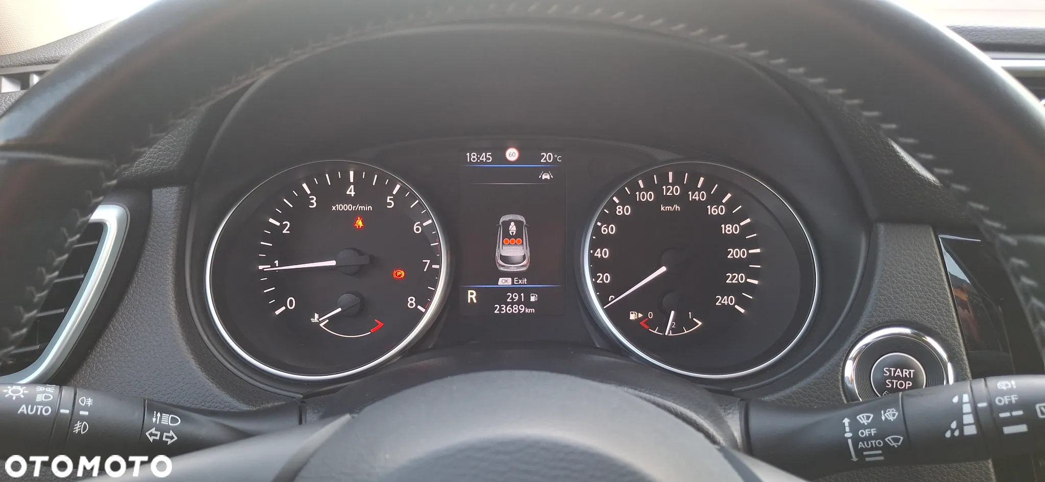 Nissan Qashqai 1.3 DIG-T DCT N-CONNECTA - 23