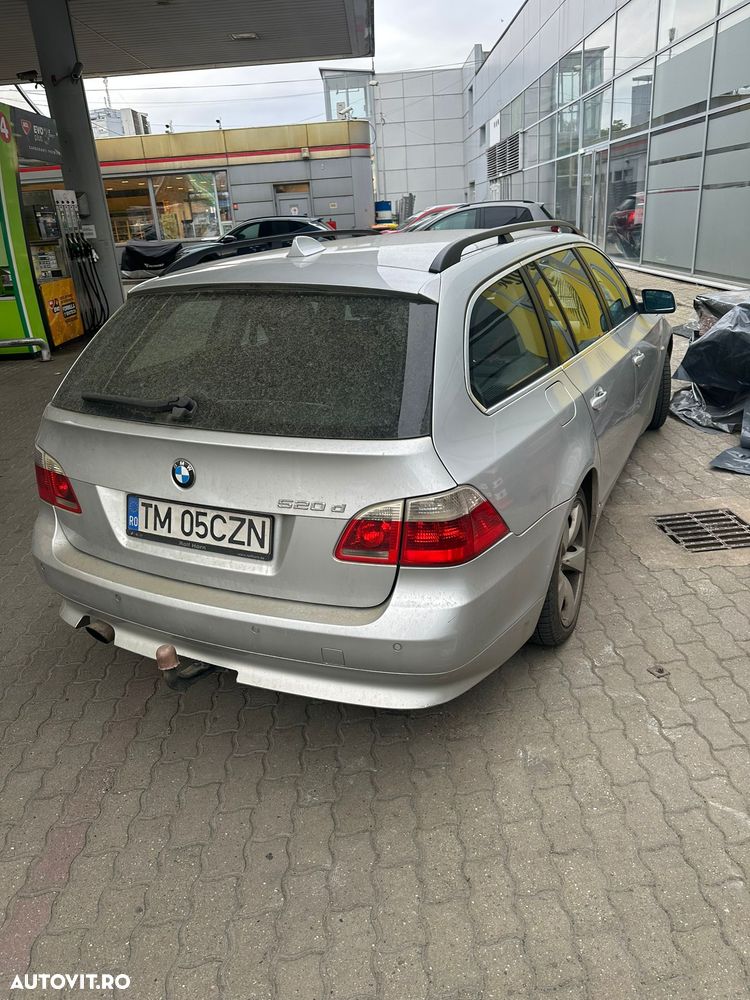 BMW Seria 5 520d - 5