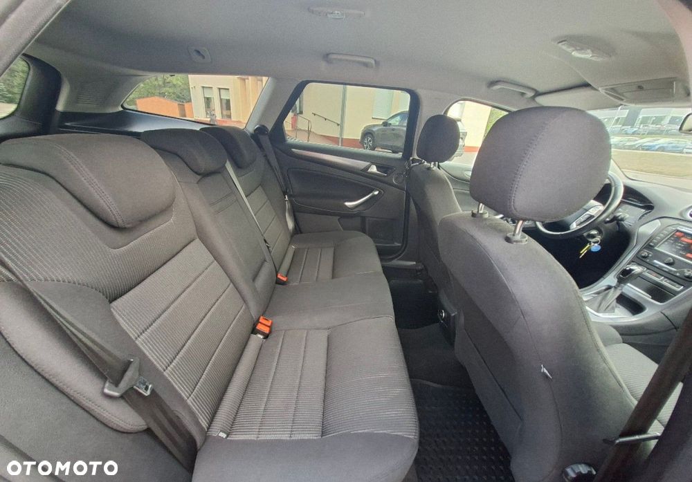 Ford Mondeo - 17