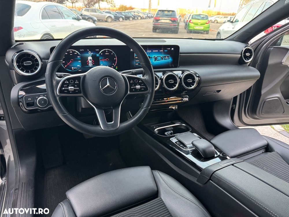 Mercedes-Benz A 180 d 7G-DCT - 5