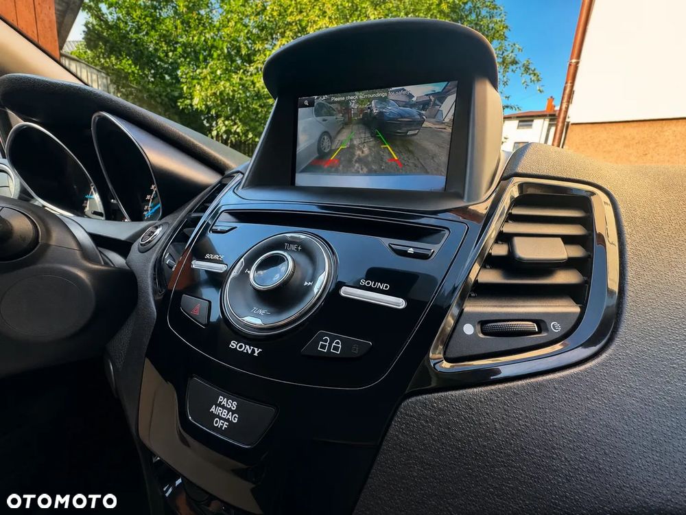 Ford Fiesta - 6