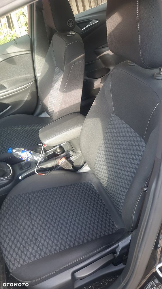 Opel Astra 1.6 CDTI Dynamic S&S - 8