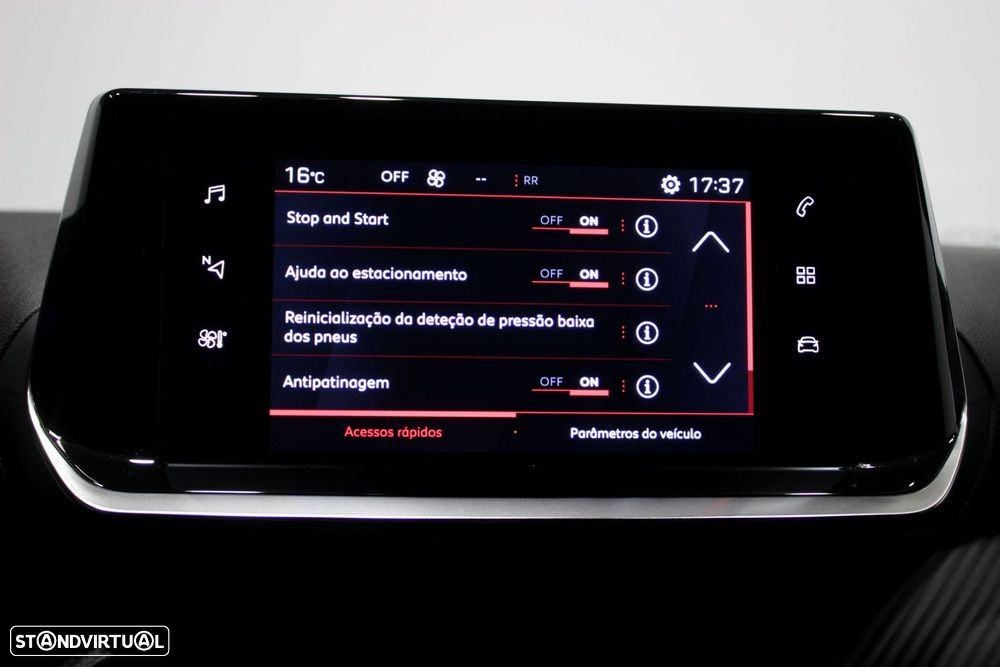 Peugeot 2008 1.5 BlueHDi Allure EAT8 - 23